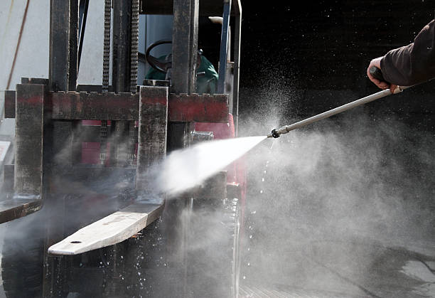 Pressure Washing Services for Businesses in Louisburg, KS